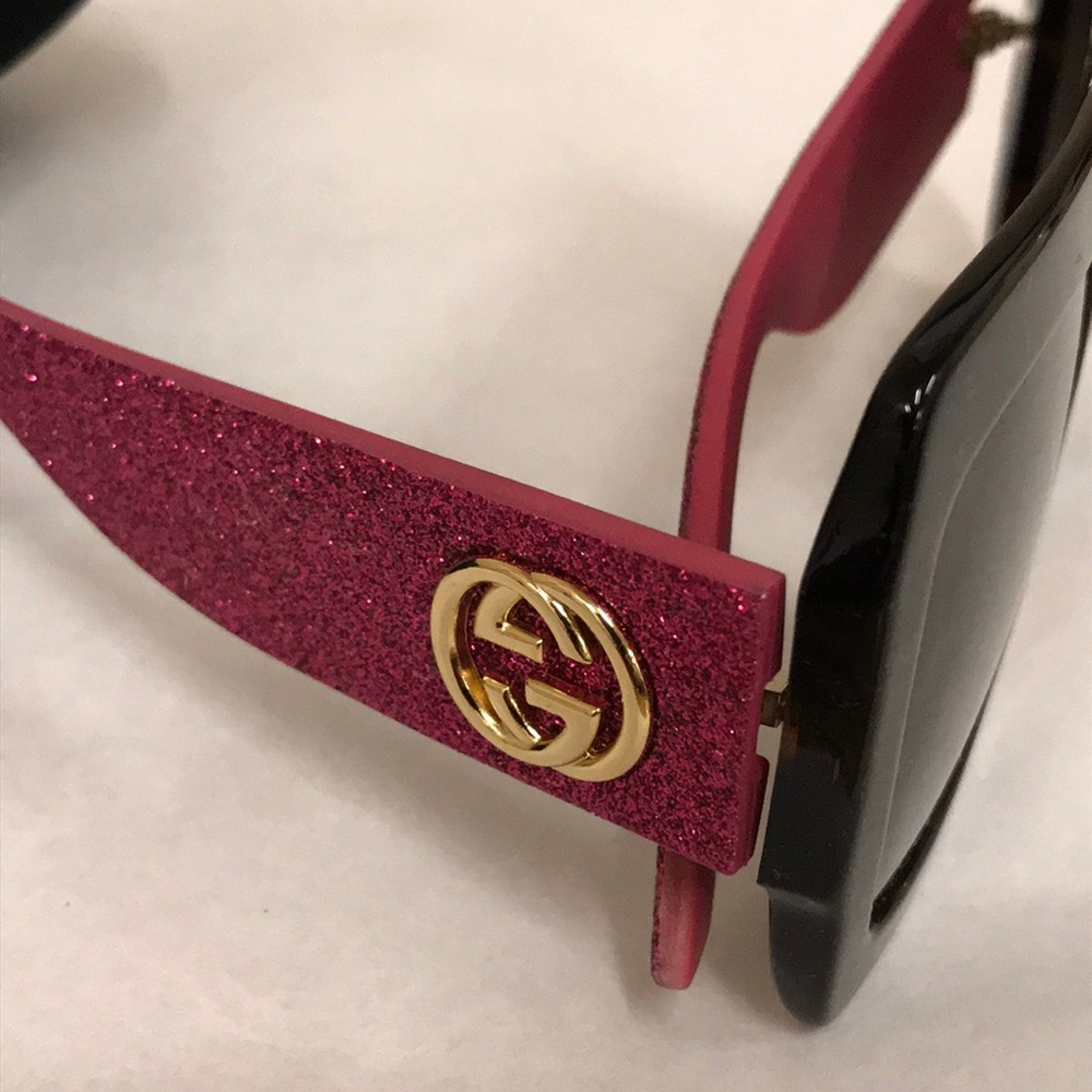 Gucci Pink Glitter Sunglasses😍🕶🌸